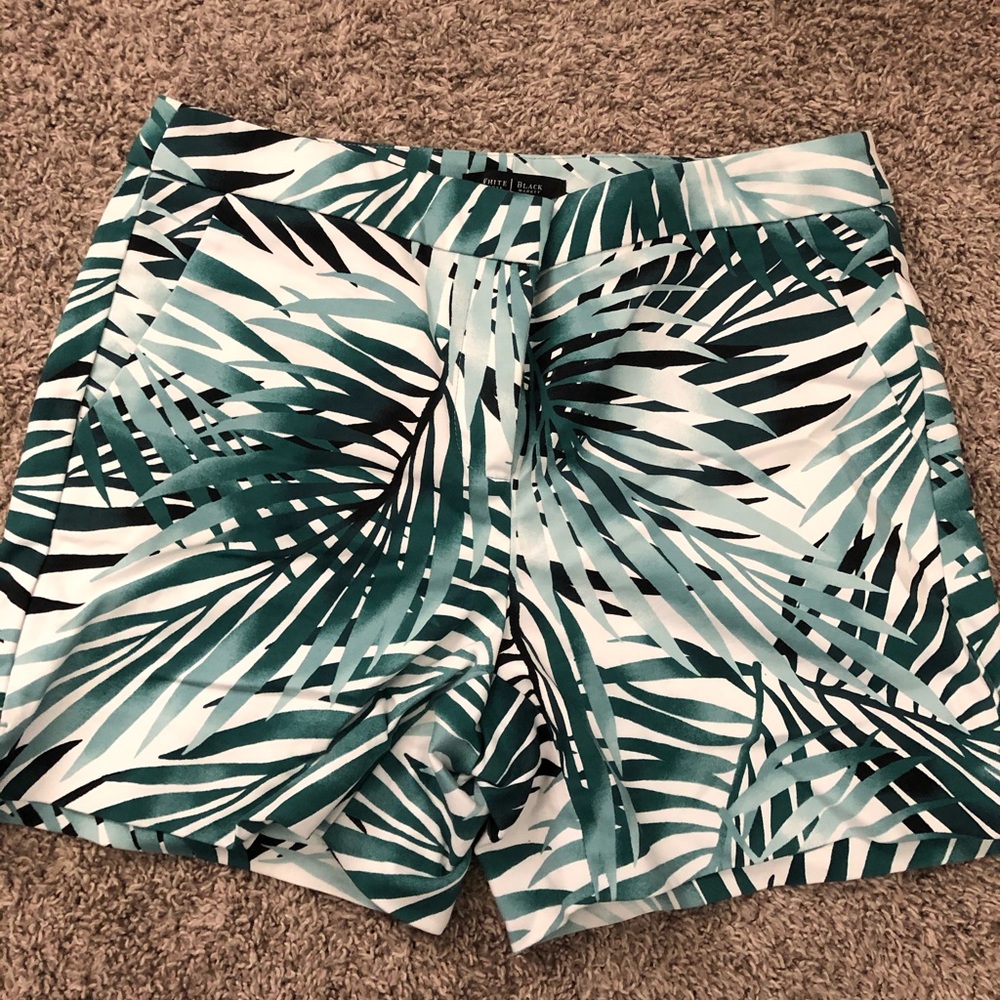 leaf pattern shorts